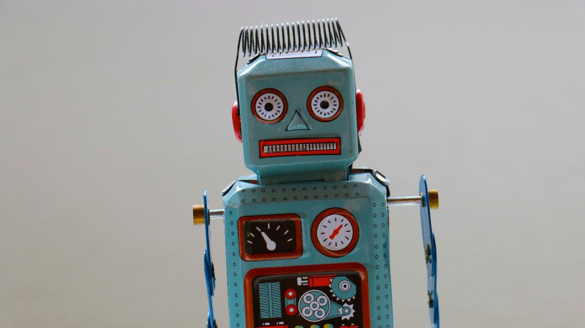 AI: is there a middle ground?